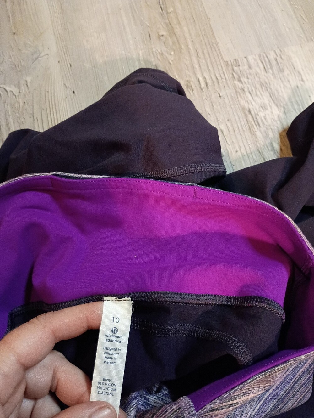 Lululemon - Picture 6 of 6